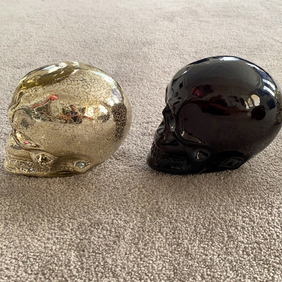 Ceramic Skull Heads - Picture 2 of 3